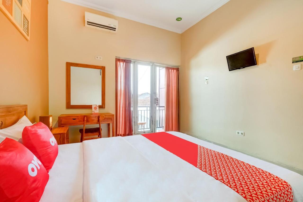 Hotel Super Oyo 3496 Griya Gayatri Syariah Melati Exteriér fotografie