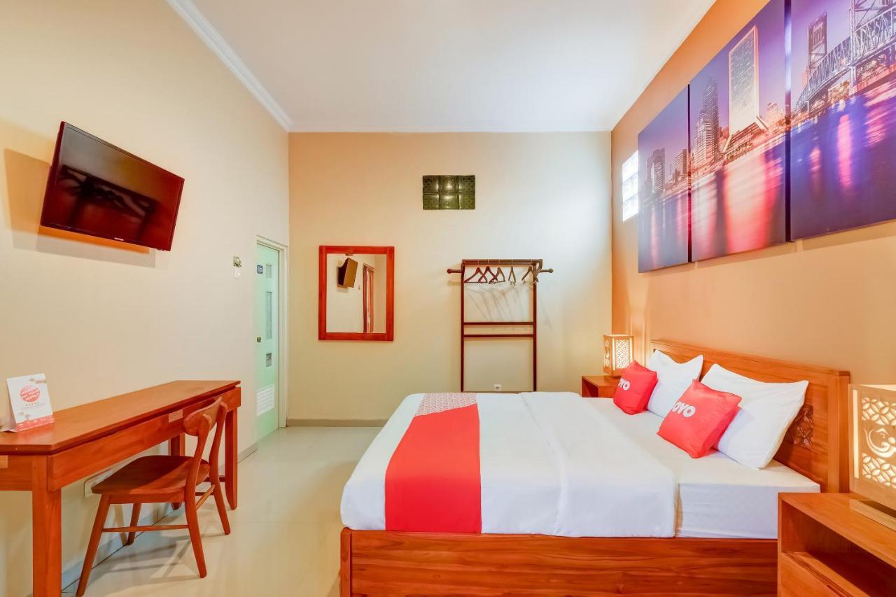 Hotel Super Oyo 3496 Griya Gayatri Syariah Melati Exteriér fotografie
