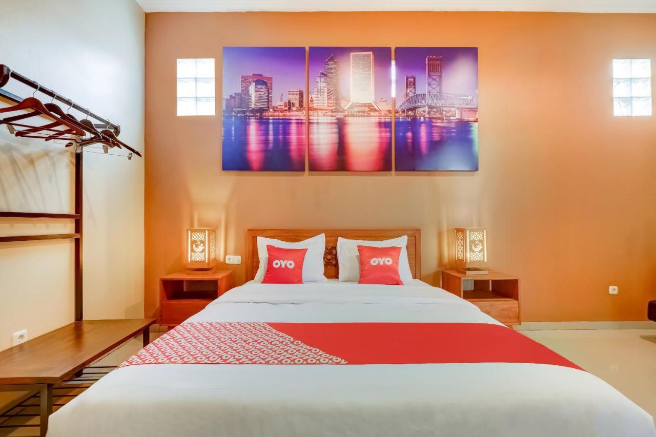 Hotel Super Oyo 3496 Griya Gayatri Syariah Melati Exteriér fotografie